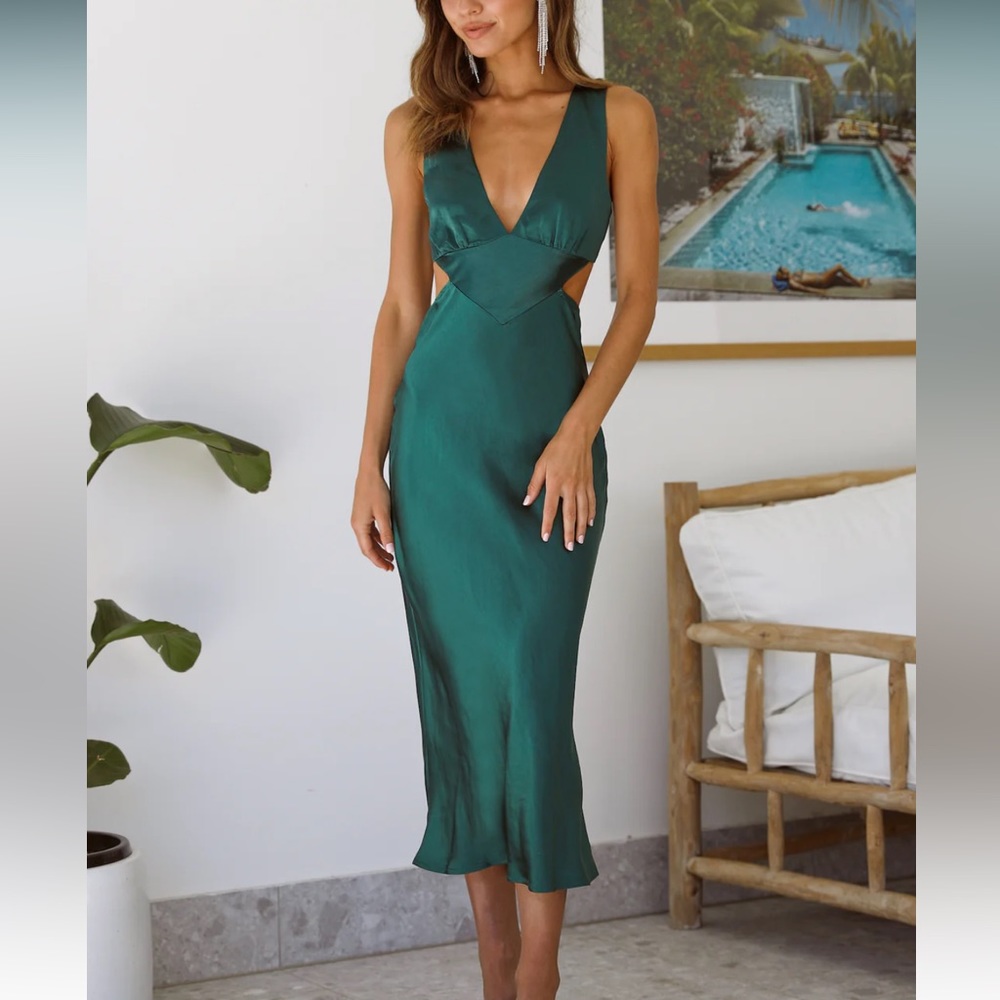 Hello Molly ALWAYS SLEEK SATIN MIDI DRESS TEAL- size 6